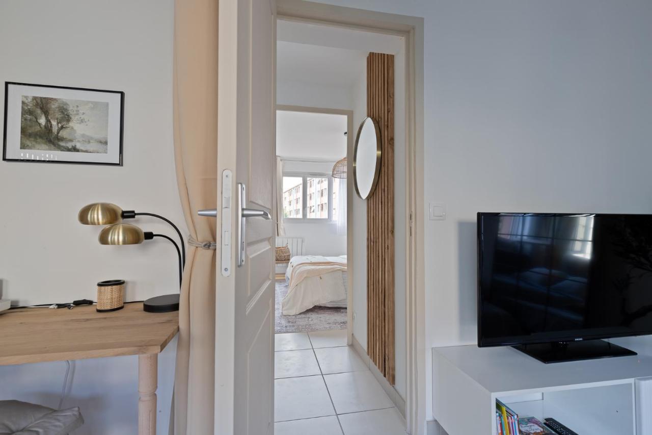 Appartement Spacieux 1 Chambre Parking Gratuit Valence (Drome) Exterior foto