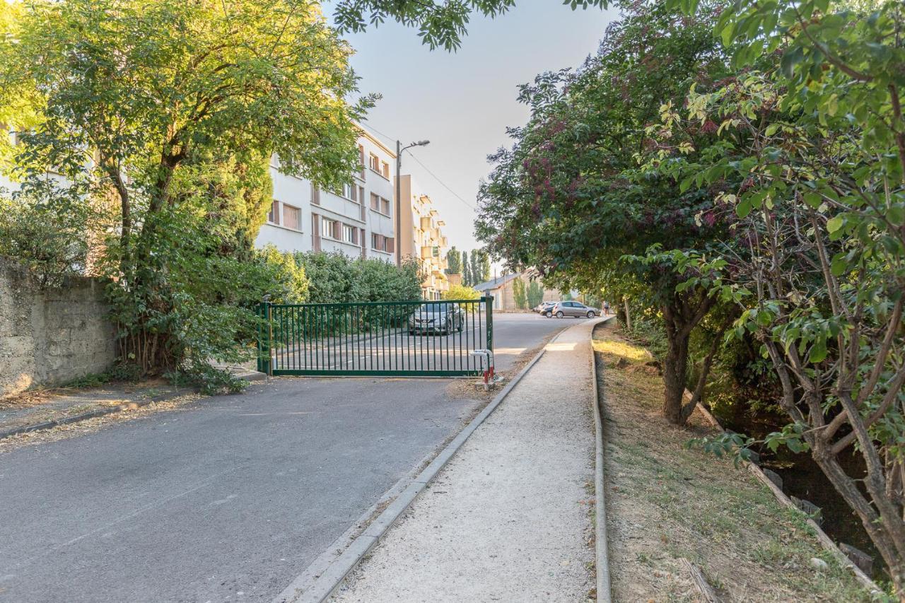 Appartement Spacieux 1 Chambre Parking Gratuit Valence (Drome) Exterior foto
